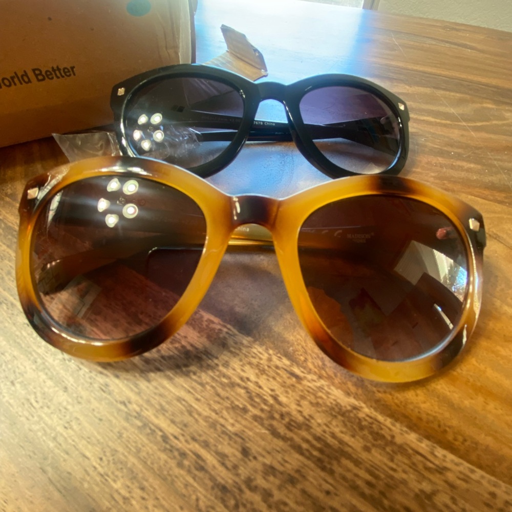 Two pair of Madison Avenue 2.0 Reading Bifocals Sunglasses
